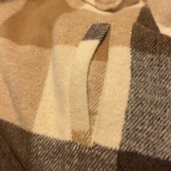 UANEO Plaid Flap Pocket Oversized Overshirt - Picture 5 of 7